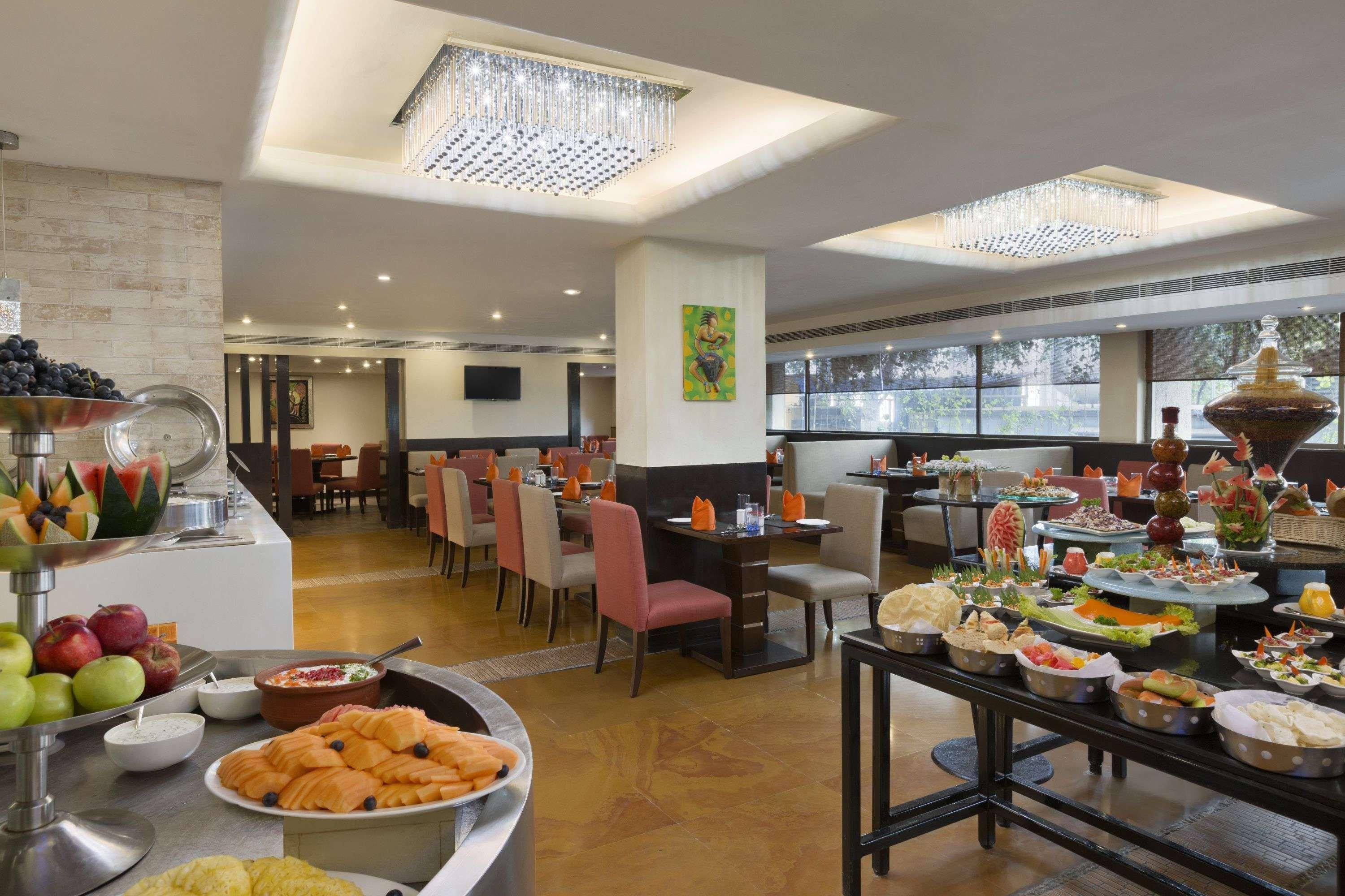 Ramada By Wyndham Chennai Egmore Exterior foto