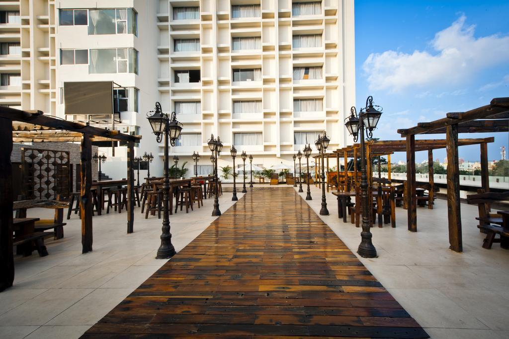 Ramada By Wyndham Chennai Egmore Exterior foto